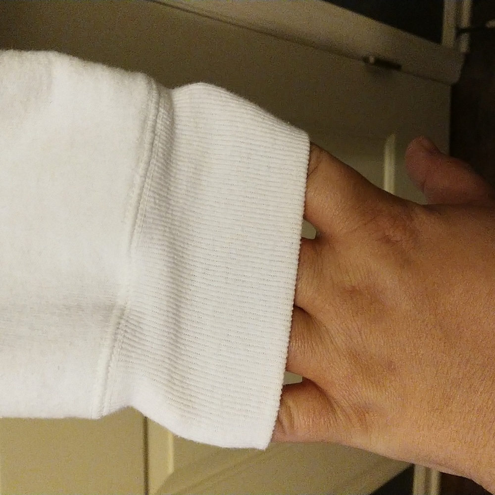 Xl Hanes white hoodie - Picture 3 of 8